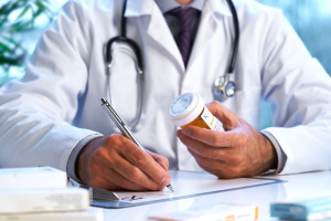 Ministerstwo Zdrowia ograniczy dostęp do recept na niektóre leki. Niedzielski: zauważamy problem