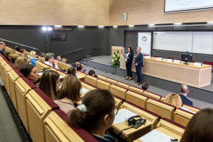 "Zdrowie Populacyjne w obliczu kryzysu". Specjaliści podjęli dyskusję na temat wyzwań zdrowotnych