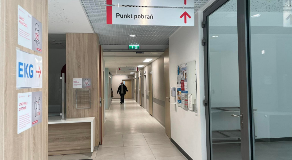 Starostowie z Pomorza: niektórym szpitalom brakuje na ZUS, wypłaty wynagrodzeń zagrożone