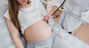 Konsultant ds. położnictwa: kobiety chcą rodzić przede wszystkim bezpiecznie
