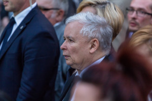 Rzecznik PiS o zdrowiu prezesa: Jarosław Kaczyński pod opieką bardzo dobrych lekarzy