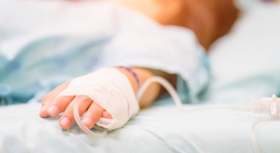 Grypa pokazuje swoje oblicze. Fot. Shutterstock Ministerstwo zdrowia: mamy zajętych około 62 proc. miejsc w oddziałach pediatrycznych