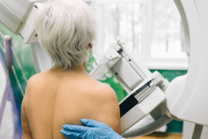 Technologia zmienia podejście do diagnostyki raka piersi. "Mammografia nie musi boleć"