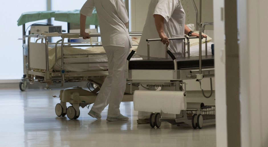 Pielęgniarki pracują mimo wieku emerytalnego. Wypełniają luki kadrowe we wszystkich szpitalach