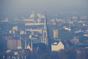 Śląskie miasta: bardzo zła jakość powietrza. Ostrzeżenie ws. alarmu smogowego