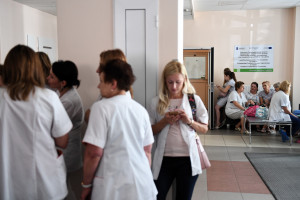 W tym szpitalu dyrektor przesunął 140 pielęgniarek z III do II grupy