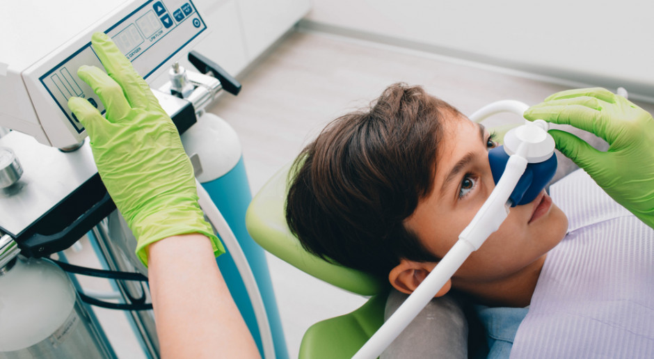 Szpital dziecięcy w Olsztynie leczy zęby dzieciom pod narkozą