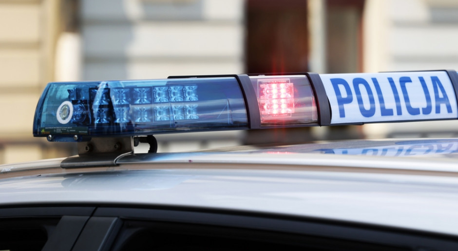 Janowscy policjanci eskortowali do szpitala samochód z nieprzytomną sześciolatką