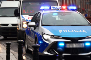 Lubelskie: Policjanci eskortowali do szpitala samochód z chorą dziesięciolatką