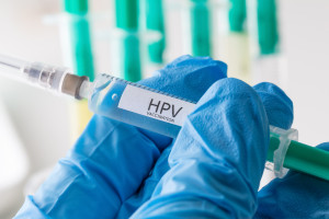 Jaka szczepionka na HPV? Prof. Nowakowski: sprawa jest otwarta i powinna rozstrzygnąć się w przetargu