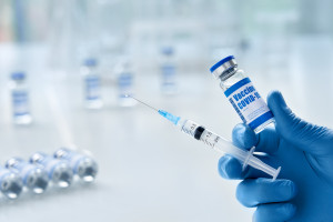 Eksperci: szczepionka przeciw COVID-19 bezpieczna dla dzieci po PIMS