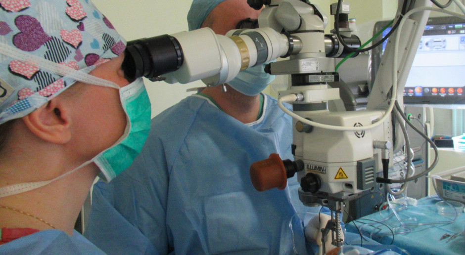 Więcej zabiegów ratujących wzrok będą wykonywać lekarze w szpitalu w Gliwicach
