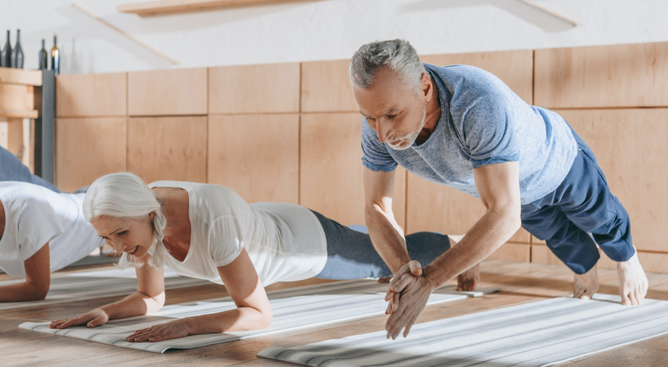 Są kolejne dowody naukowe, że w starszym wieku warto ćwiczyć dla zdrowia. Joga też pomaga