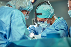 Pierwsze w Polsce laparoskopowe pobranie fragmentu wątroby od żywego dawcy
