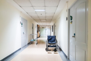 Szpital wojewódzki poprawi dostępność dla niepełnosprawnych. Inwestycja za ponad 700 tys. zł