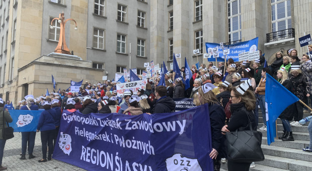 17 kwietnia pielęgniarki protestowały w Katowicach Fot. MP