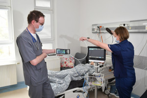 Uniwersyteckie Centrum Kliniczne otrzymało nowoczesny sprzęt dla dzieci chorych onkologicznie