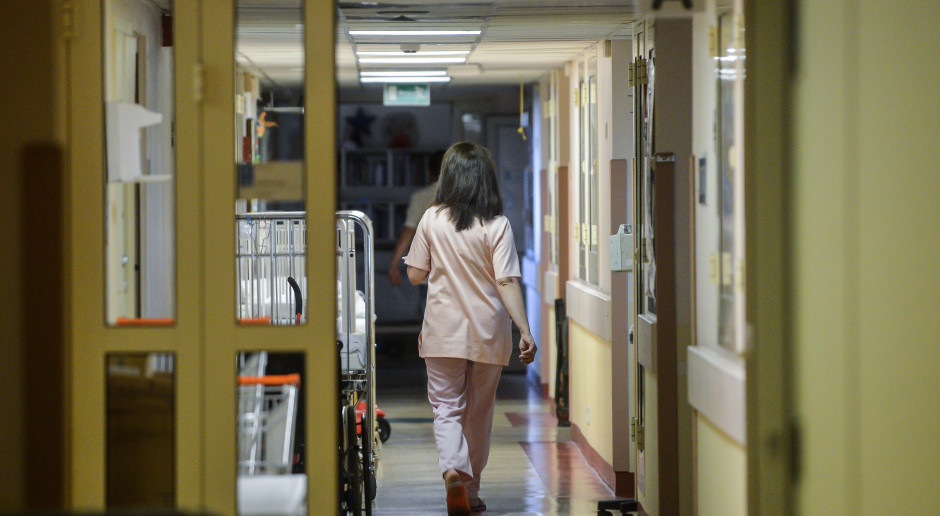 Dodatkowe 4 mld zł to cena ustawy o wynagrodzeniach autorstwa pielęgniarek. "Utopijne wyliczenia, koszty będą wyższe"