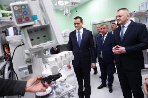 Premier w Rawie Mazowieckiej: podjęliśmy decyzję o wyposażeniu szpitala w tomograf i rezonans