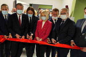 Wielkopolska: minister Adam Niedzielski otworzył nowe oddziały szpitalne