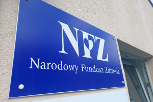 NFZ: studenci i doktoranci pochodzenia polskiego bez prawa do zgłoszenia do ubezpieczenia członka rodziny