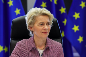 Von der Leyen: dziękujemy pracownikom ochrony zdrowia z pierwszej linii frontu za poświęcenie