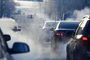 Smog utrudnia powrót do zdrowia po udarze