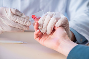 Studenci medycyny będą edukować o HIV