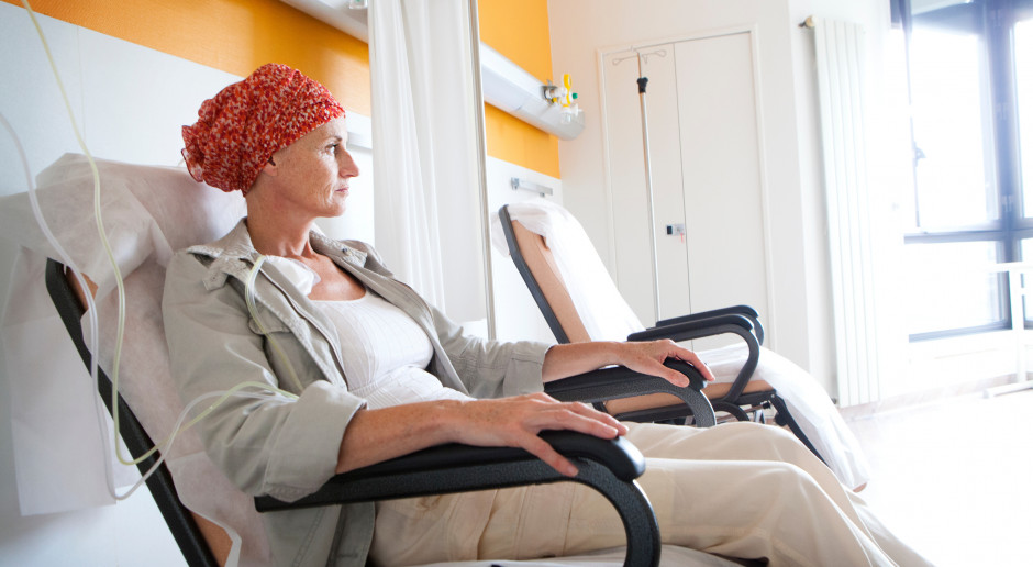Nowe wyzwanie onkologii: coraz więcej młodych ludzi przed pięćdziesiątką choruje na nowotwory