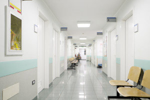 Zmarła pielęgniarka zaatakowana nożem w poniedziałek w szpitalu w Reims