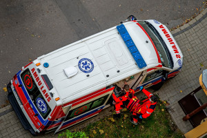 Od 22 czerwca ratownik poda ketaminę i pobierze krew. Wchodzą nowe uprawnienia