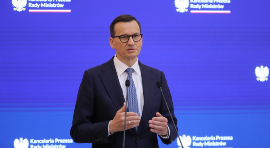 Dziś rząd zdecydował: 4242 zł dla każdego. Mniej być nie może. Od lipca ...