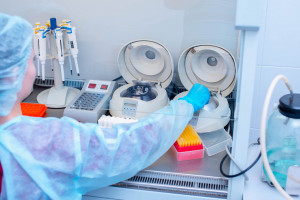 90 proc. ośrodków hematoonkologicznych ma problemy z rozliczaniem badań genetycznych. "Zatrważająca sytuacja"