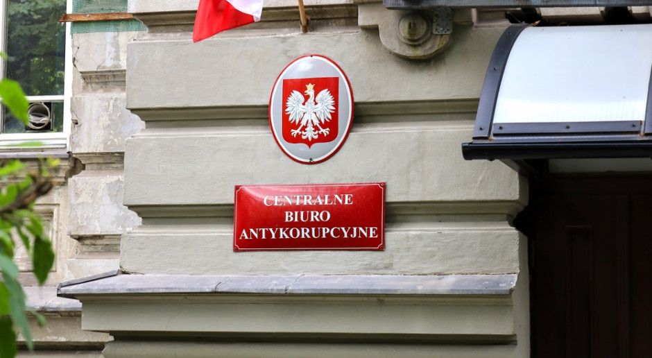 Zespół odpowiadał m.in. za identyfikację obszarów i form występowania oszustw i korupcji w ochronie zdrowia. Fot. Shutterstock MZ zlikwidował zespół do walki z oszustwem i korupcją. 17 lat temu powołał go Religa