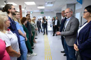 Minister zdrowia: szpitale i przychodnie bardziej przyjazne niepełnosprawnym. Pomógł program za 300 mln zł