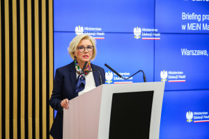 Logopeda i psycholog w szkole. Wiceminister Machałek: rekordowy wzrost liczby specjalistów