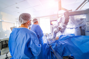 Rzeszów: chirurdzy już po pierwszych operacjach tych nowotworów z użyciem robota. Wkrótce na NFZ