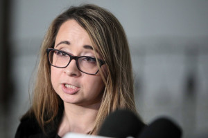 KO, Lewica i Konfederacja: Niedzielski do dymisji. Fogiel (PiS): wpis ministra miał ujawnić kłamstwo