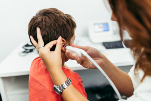Przetestowano terapię genową pomocną przy rzadkiej utracie słuchu