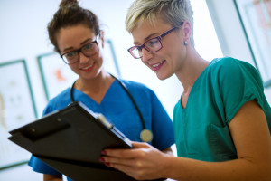Od 5 września nowe wymagania dla pielęgniarek. OZZPiP pyta o dyskryminację zawodową