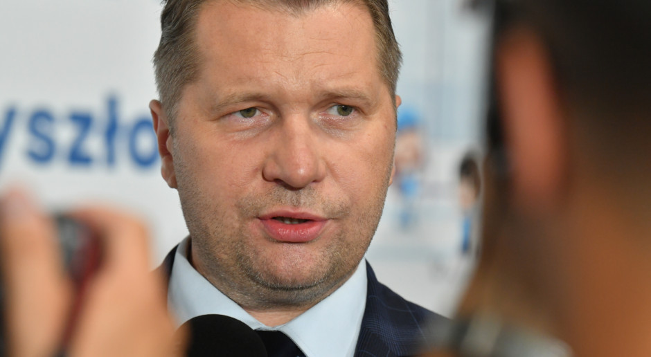 Minister EiN Przemysław Czarnek. Fot. PAP/Andrzej Lange Szef MEiN: planujemy zwalczanie patologii nadprogramowych zwolnień lekarskich z lekcji w-f
