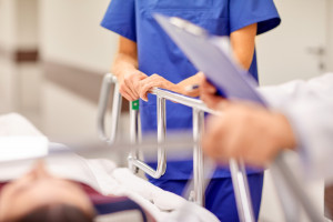 OZZPiP przygotował wzory wezwań do zapłaty, które pielęgniarki mogą składać pracodawcom