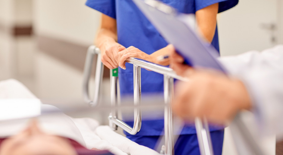 OZZPiP przygotował wzory wezwań do zapłaty. Fot. Shutterstock OZZPiP przygotował wzory wezwań do zapłaty, które pielęgniarki mogą składać pracodawcom