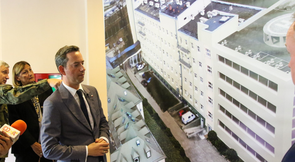 Fot. PAP/Krzysztof Świderski Będą inwestycje za 67 mln złotych w 116 Szpitalu Wojskowym. Obiecano je 4 lata temu