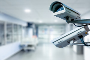 Monitoring wizyjny w podmiotach leczniczych. Podstawy prawne i rekomendacje  rzecznika