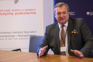 Dyrektor Narodowego Instytutu Geriatrii, Reumatologii i Rehabilitacji Marek Tombarkiewicz odwołany