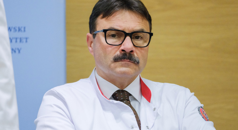 Trzy transplantacje serca u niemowlaków w WUM. Prof. Kuśmierczyk opowiada o kulisach operacji