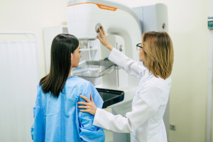 Nowoczesny mammograf ze sztuczną inteligencją w Radomskim Centrum Onkologii