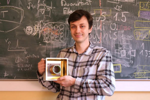 Un estudiante de doctorado de la Universidad de Lodz ha creado un sensor para evaluar de forma no invasiva la cantidad de líquido en los pulmones