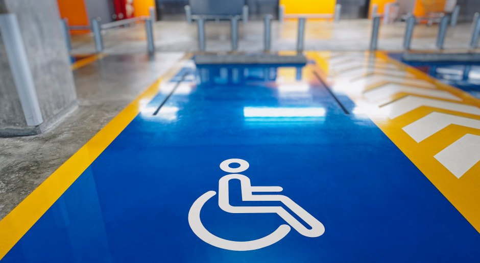 Ważne zmiany w kartach parkingowych dla niepełnosprawnych. Uchwalono nowe przepisy